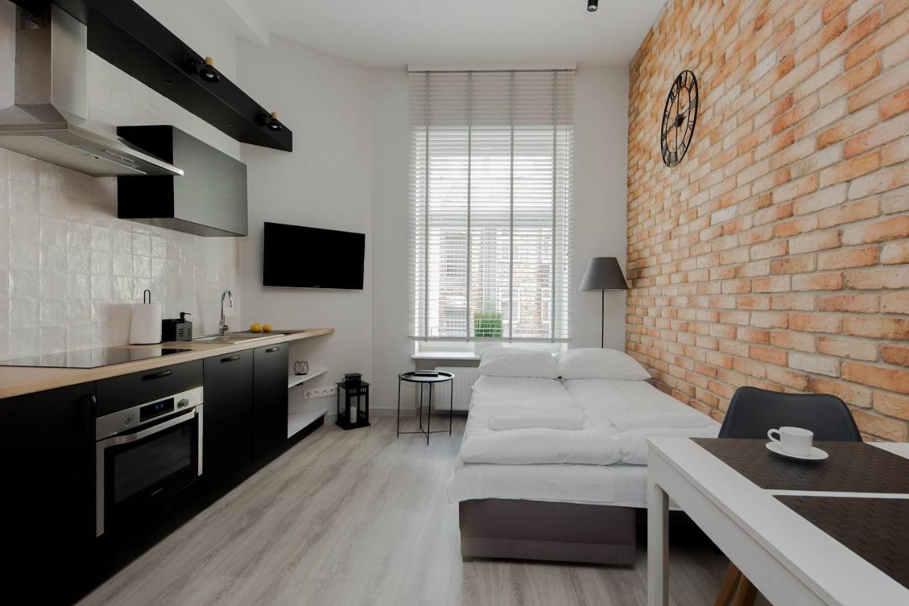 4 Eco Apart Chateau Jagiellonska 22 Warszawa Old Town Exteriör bild